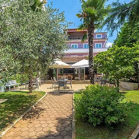Gloria 2 3* Poreč